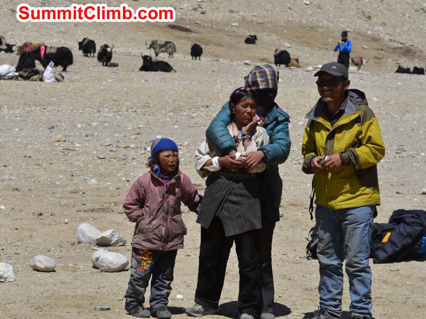 Tibetan seasonal nomad family at Cho Oyu's 'chinese' basecamp. Photo by Dmitri Nichiporov