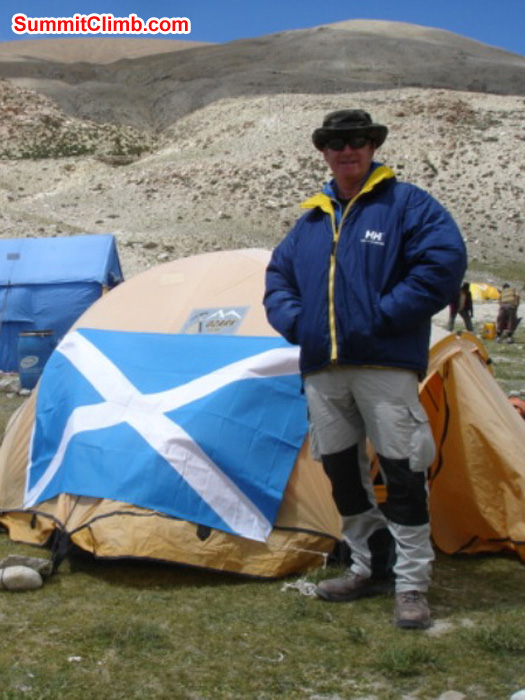 James Grieve with his flag of Scotland. Photo by Matti Sunell