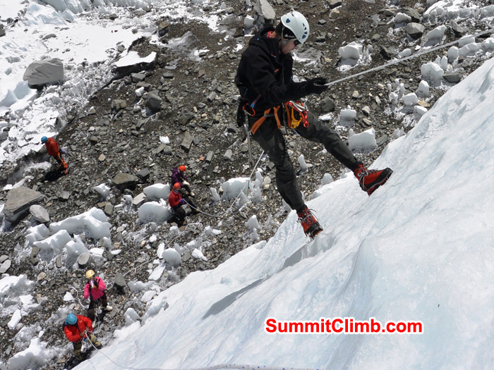 everest training climb nepal