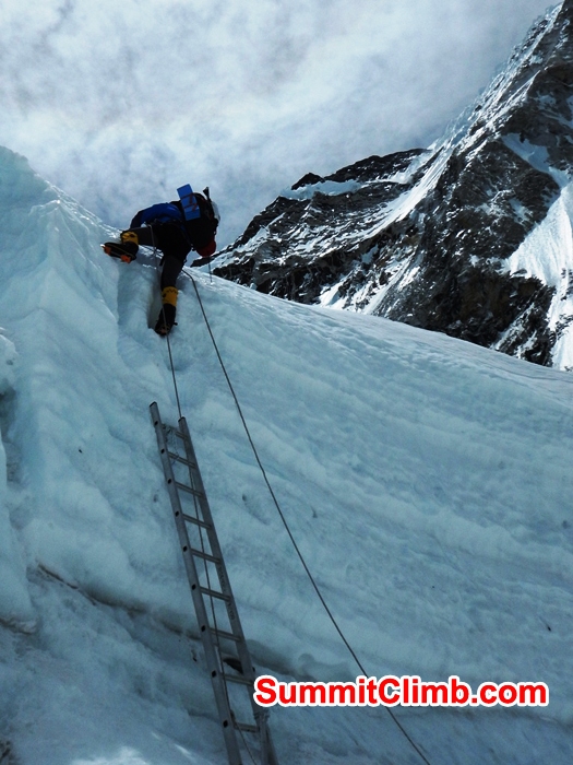 Les Binns from Yorkshire abseiling the face into the Khumbu Icefall, team members below. Mike Fairman Photo