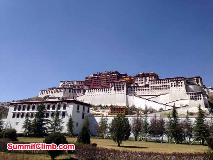 Lhasa Palace. 