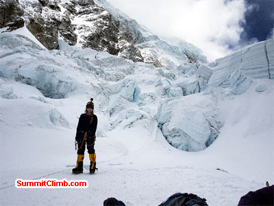 climber in khumbu Ice fall