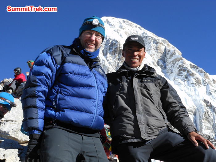 Andrew Slater and Tenji Sherpa at the summit of Kalapather. Photo Tenji Sherpa