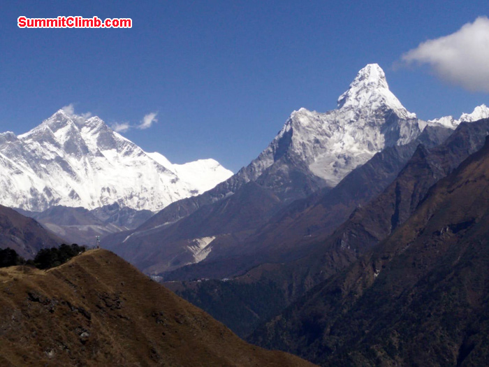 First view of AmaDablam