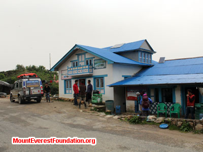 nepal volunteer trek, dhap tea house